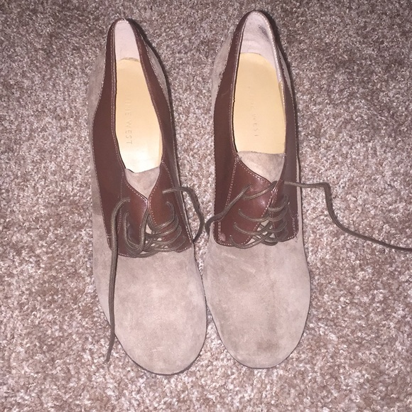 Nine West - Picture 2 of 4